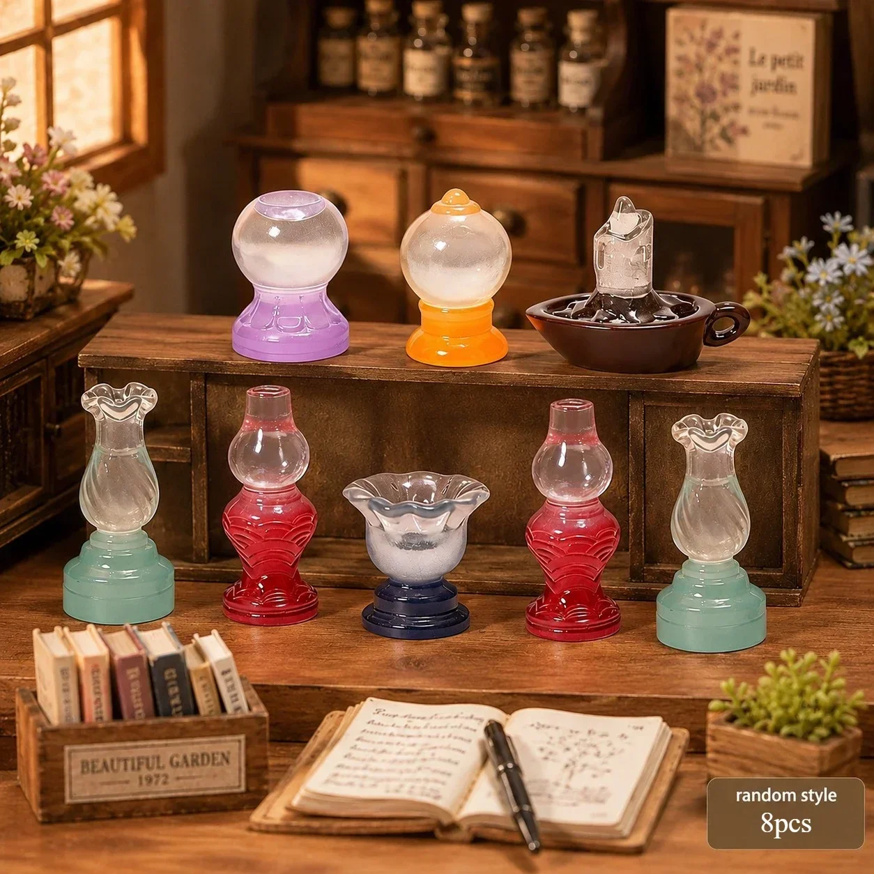 Vintage Collectible Items - Random Color 8pcs Vintage Miniature Model