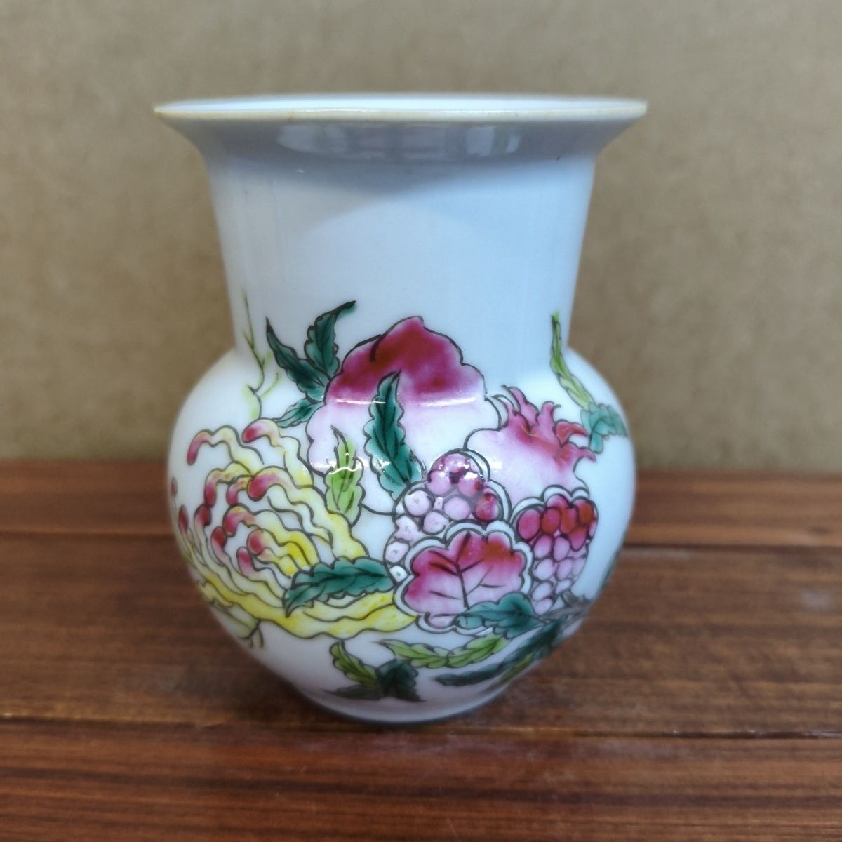 Vintage Collected Sanduo Image - Vintage Collectibles And More review and price